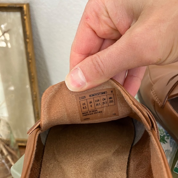 Rockport Women's Loafer in Size 8.5 - Picture 6 of 7